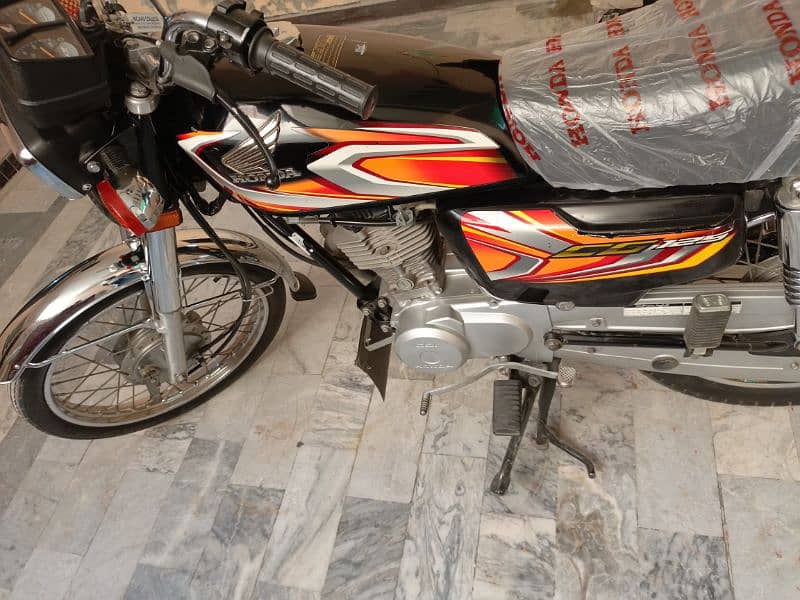 urgent sale 125 bike 2