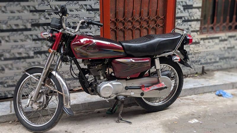 Honda CG 125 2018/19 model total janiun Home used 1st owner 2