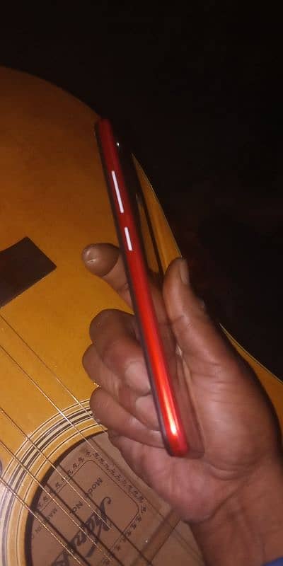 vivo y85 in beautiful color RED 3