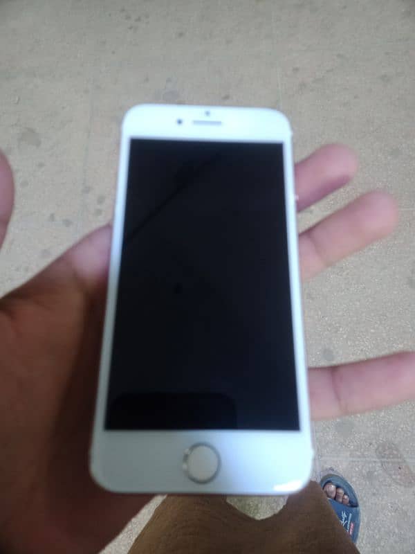 I phone 7    128 2