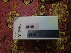 vivo y19s silver color 6.128 box peak