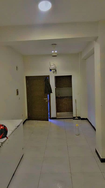 Studio apartment for rent in g-15 markaz 4