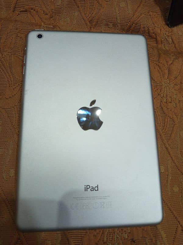 iPad mini capacity 13GB 2