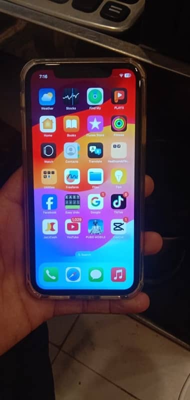 iPhone 11 DHA Lahore Mbl  condition 10/10  WhatsApp No 03238774574 11