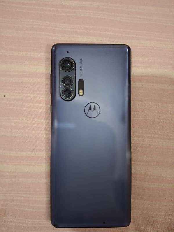 Motorola Edge Plus 2020 2