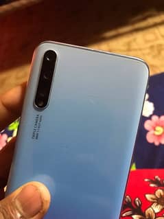 Huawei y8p 6/128 WhatsApp num 03376028227