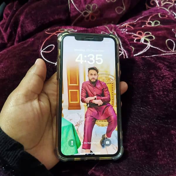 iphone 11 pro " 10/10 condition 1