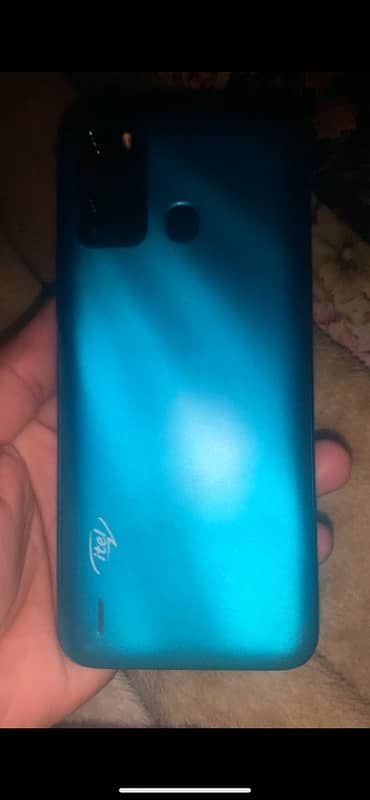 itel 2/32 perfect working Bettary timing Good just mobile 7