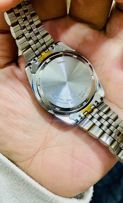 Seiko 5 Automatic 3