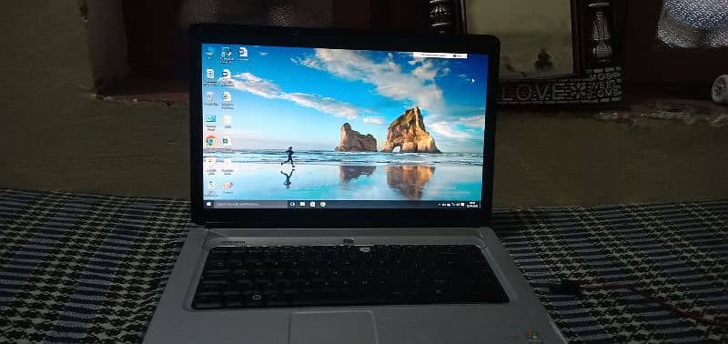 Dell Inspiron 1545 for Sale Just Like New Condition 2