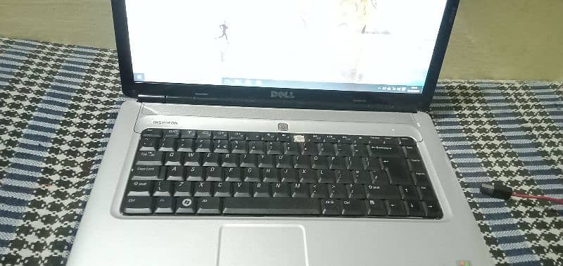 Dell Inspiron 1545 for Sale Just Like New Condition 3