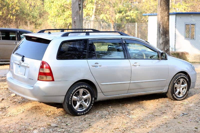 Toyota Corolla Fielder 2001 0