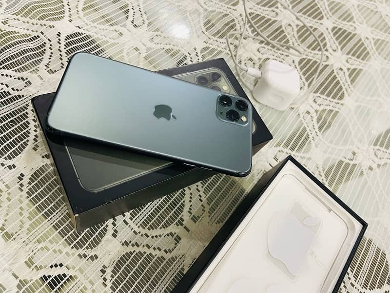 iphone 11 Pro Max ( Dual PTA approved) 5