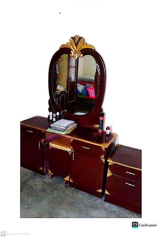 Furniture Bad & Dressing table 2