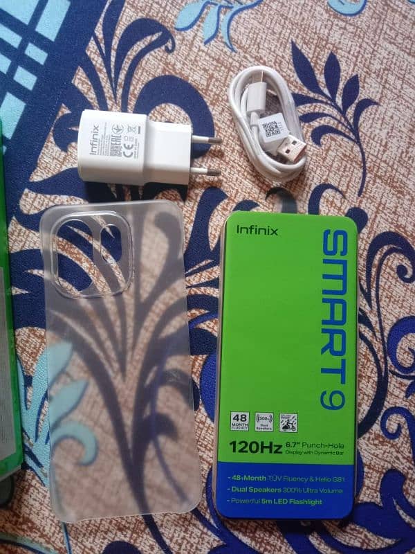 infinix smart 9 , 8/128 storage 7