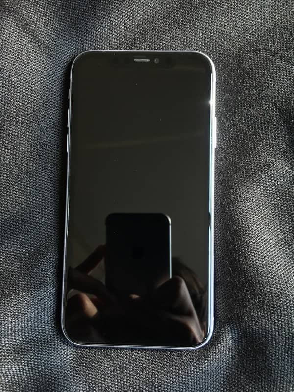 iPhone 11 all sim working (exchange possible) 1