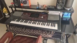 Korg Pa700 Professional Arranger Keyboard with Indian Pack