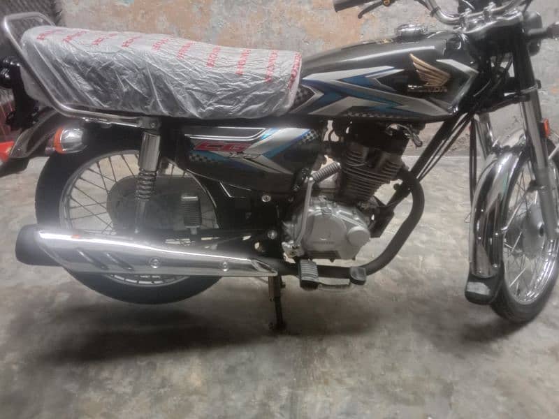 Honda 125 2025 3