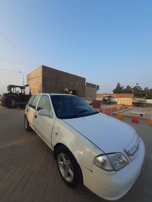 Suzuki Cultus 2013 1