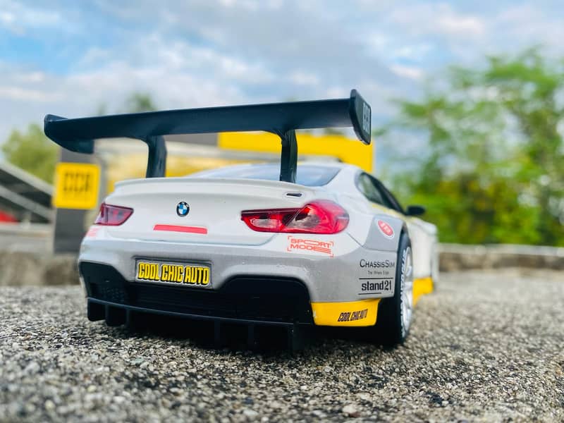 BMW M6 GT3 Sport car racing car Officially Licensed Diecast model 13