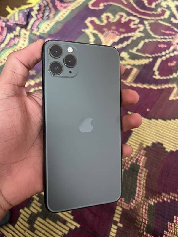 IPhone 11 Pro Max 9