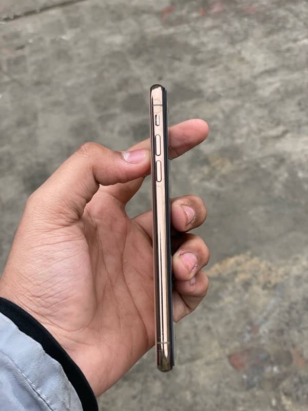 Iphone XS Pta Approved All ok Waterpack 2