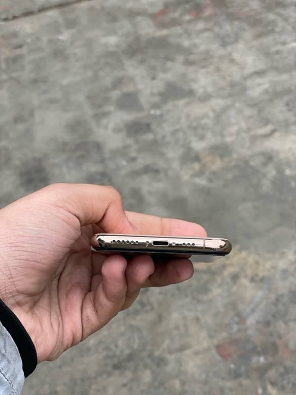 Iphone XS Pta Approved All ok Waterpack 3