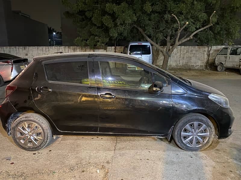 Toyota Vitz 2014 3