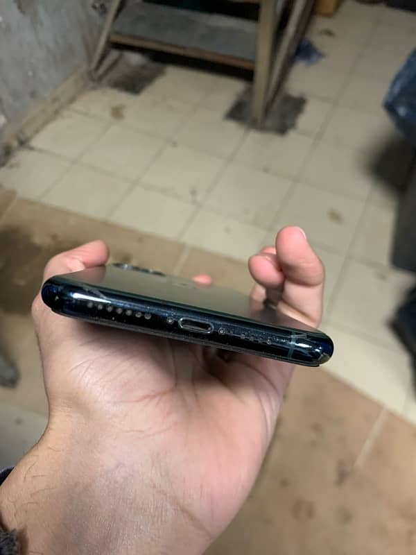 iPhone 11 pro max 3