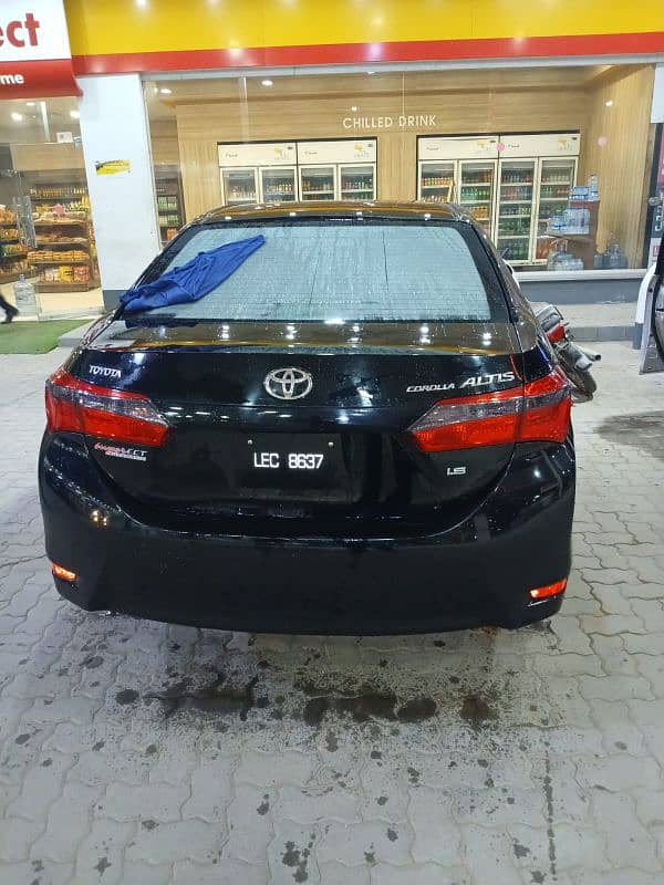 Toyota Corolla Altis 2017 5