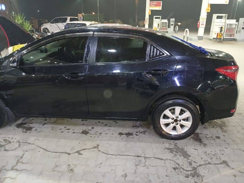 Toyota Corolla Altis 2017 14