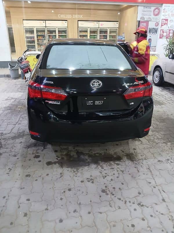 Toyota Corolla Altis 2017 16