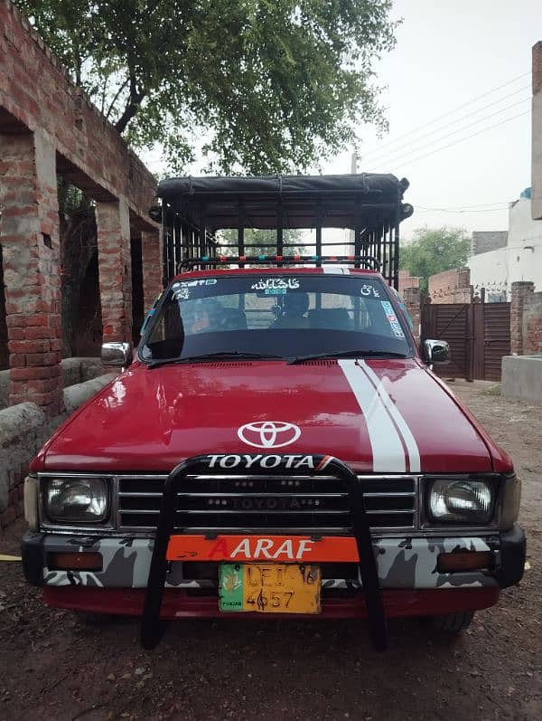 Toyota 1984 Hilux 3