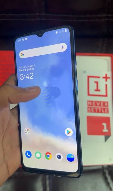 oneplus 7t global dual sim with original box & charger 2