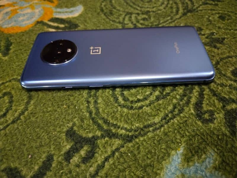 OnePlus 7t 8/256 1