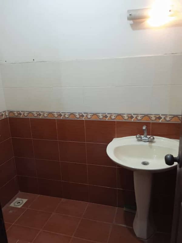 well maintained two bed dd portion for rent in gulzar e hijri 8