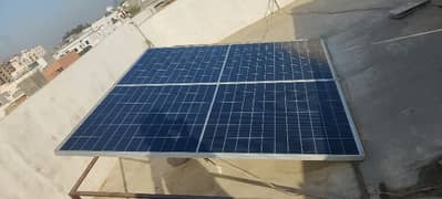 I am selling 400 Watt 6 panels, panels are running in my House