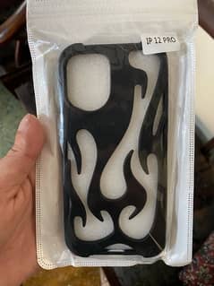 iPhone 12/12 pro flame cover