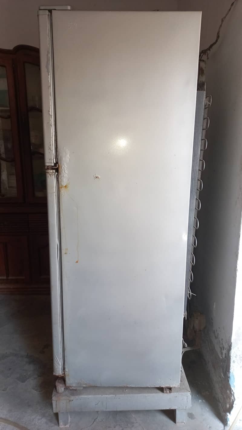 Dawlance Refrigerator 1