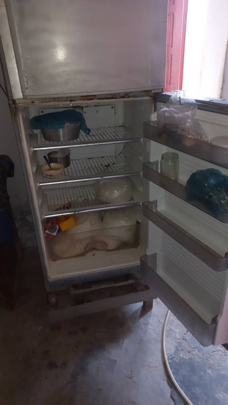 Dawlance Refrigerator 3
