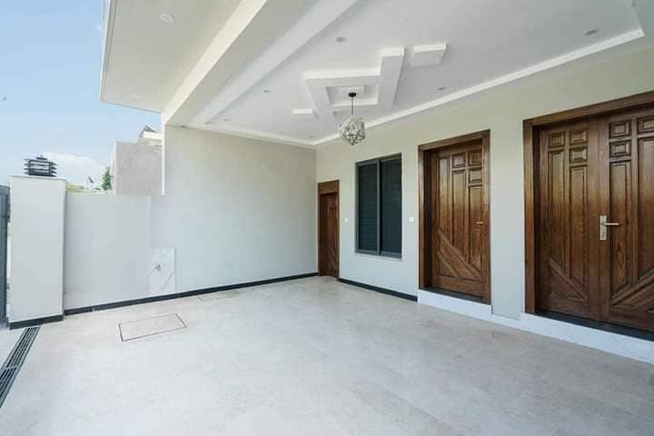 Buy A 2450 Square Feet House For Sale In F-15 1