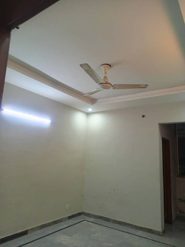 Ground portion house for rent. Near nust double road. 6