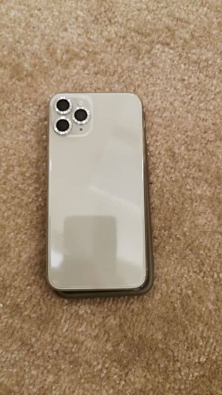 Iphone 11 pro 256 GB Pta approved 5