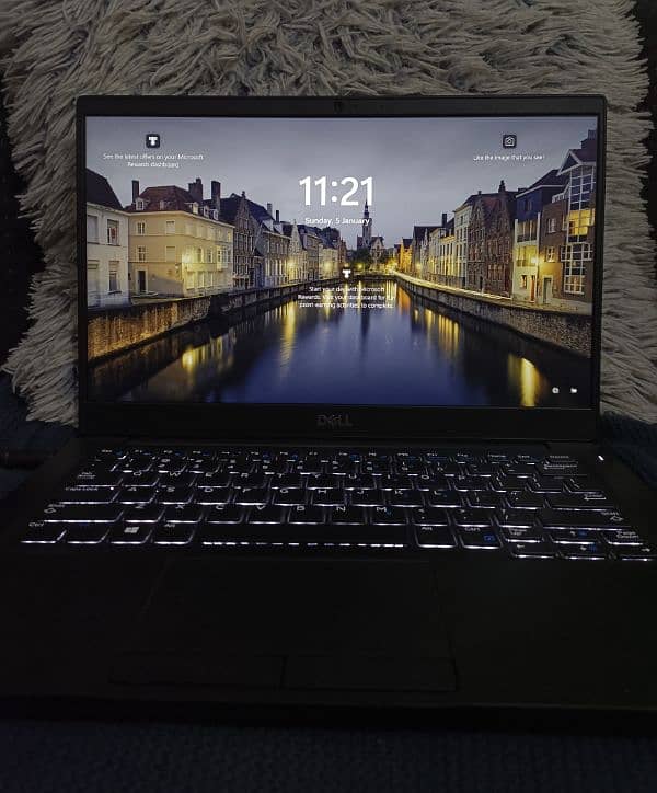 Dell Latitude 7390 i5-8th Gen (Touch Screen) 6