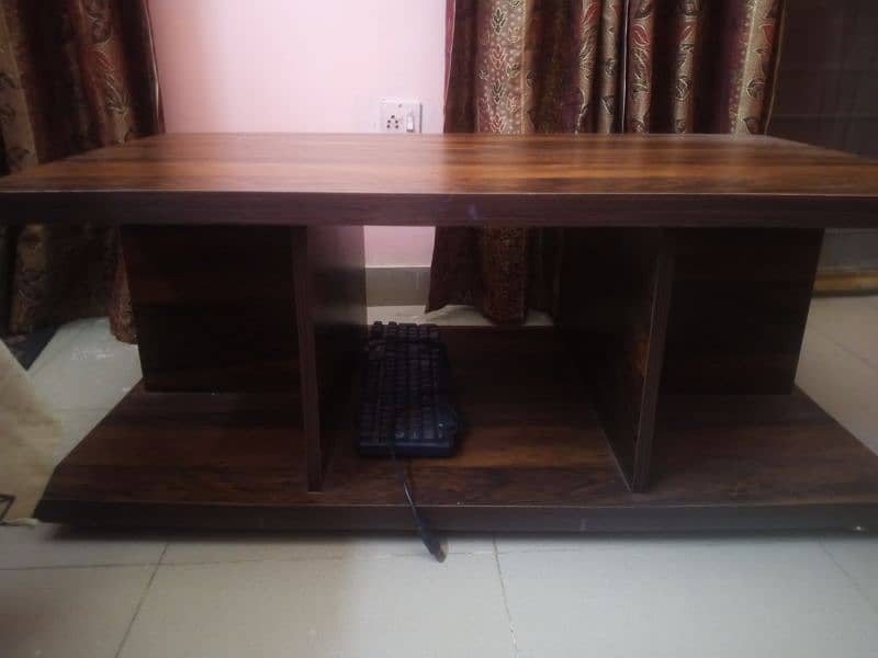 CENTER TABLE AVAILABLE FOR SALE 4