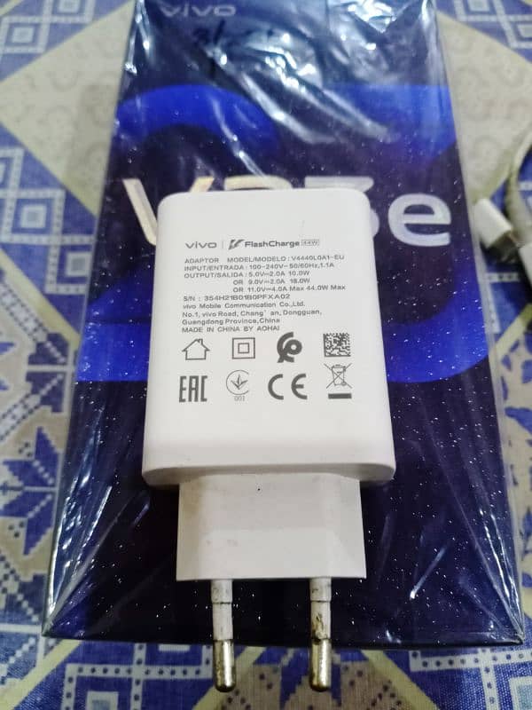 Vivo V23e 8+4GB Ram 256GB Rom 2