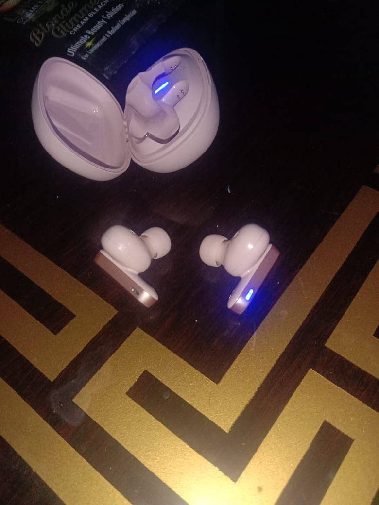 TWS Earbuds 4