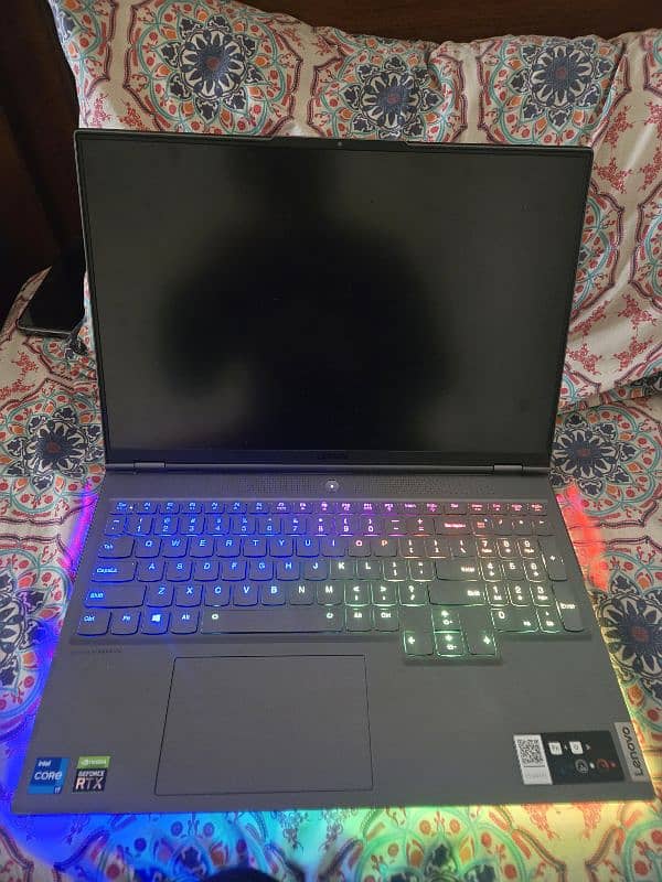 lenovo legion 7 gen 6 i7 11800h RTX 3070 with complete box 1