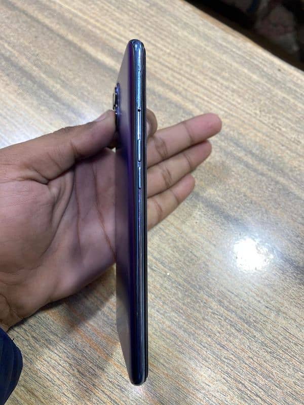 OppO F17 prO. . (8/128) 8