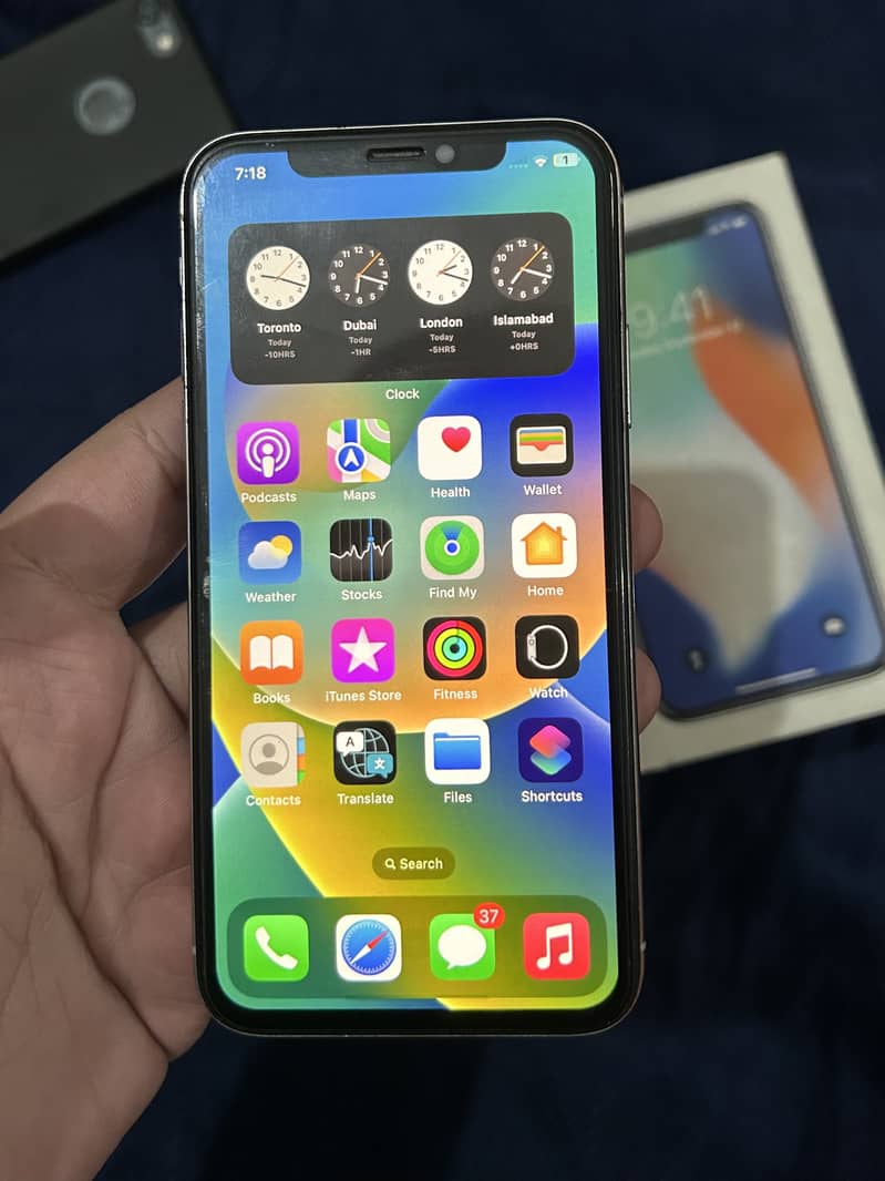 Apple iPhone X 9